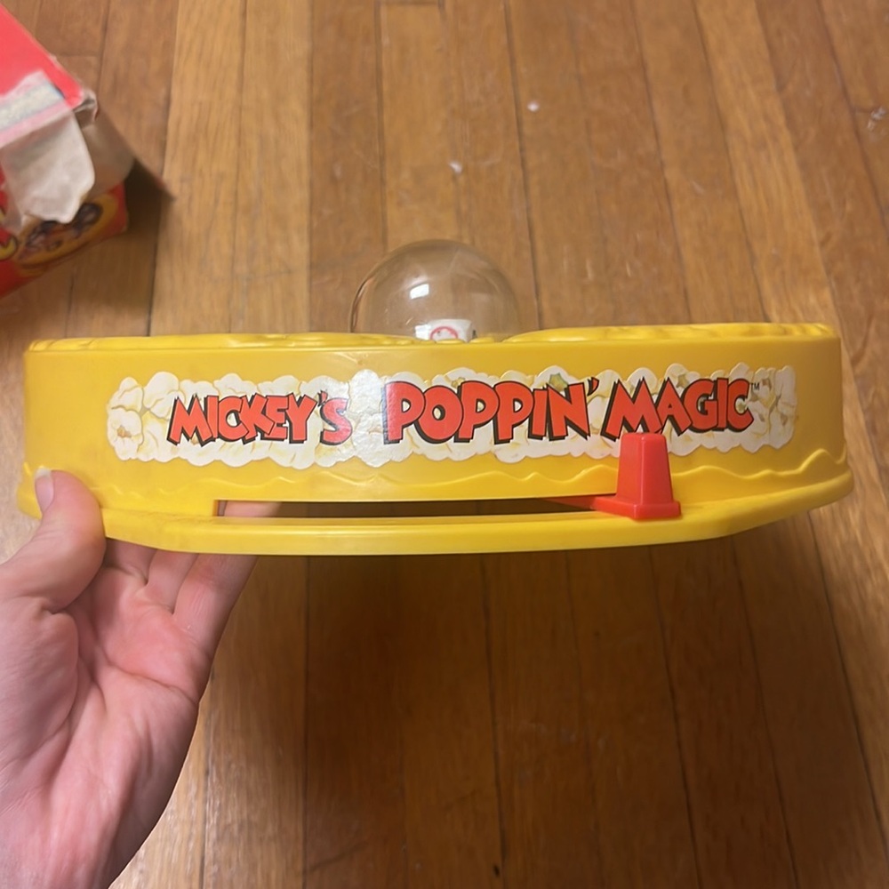 1991 Mickey’s Poppin’ magic vintage kids game - Picture 8 of 10